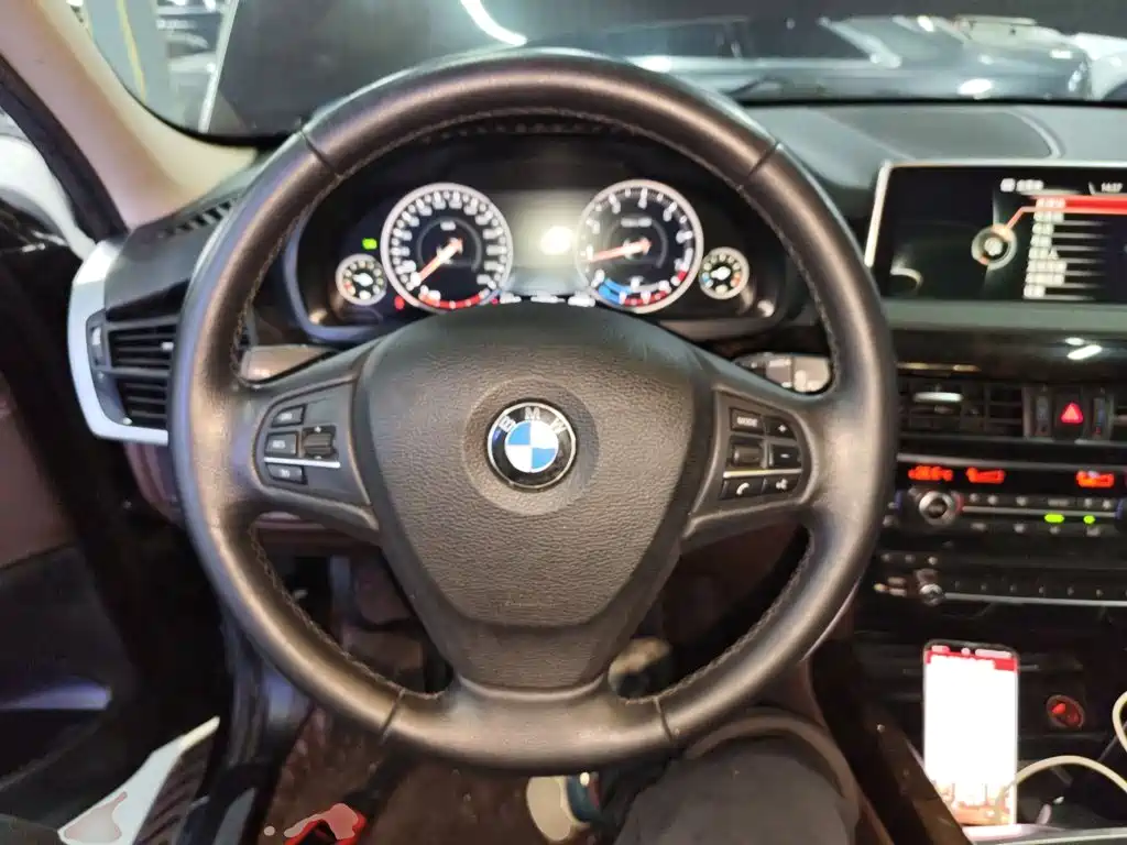 BMW X5 2016 — фото 11