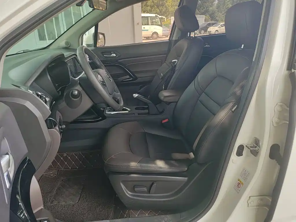 GAC Motor Trumpchi GS4 2018 — фото 15