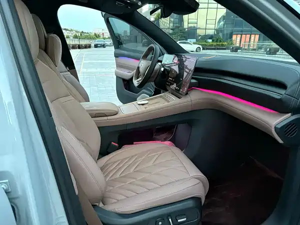 NIO ES6 2025