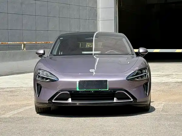 Xiaomi SU7 2025