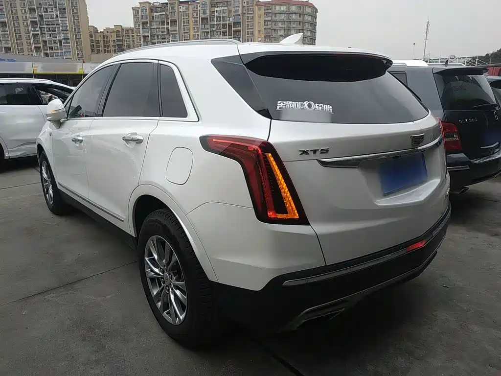 Cadillac XT5 2019 — фото 23