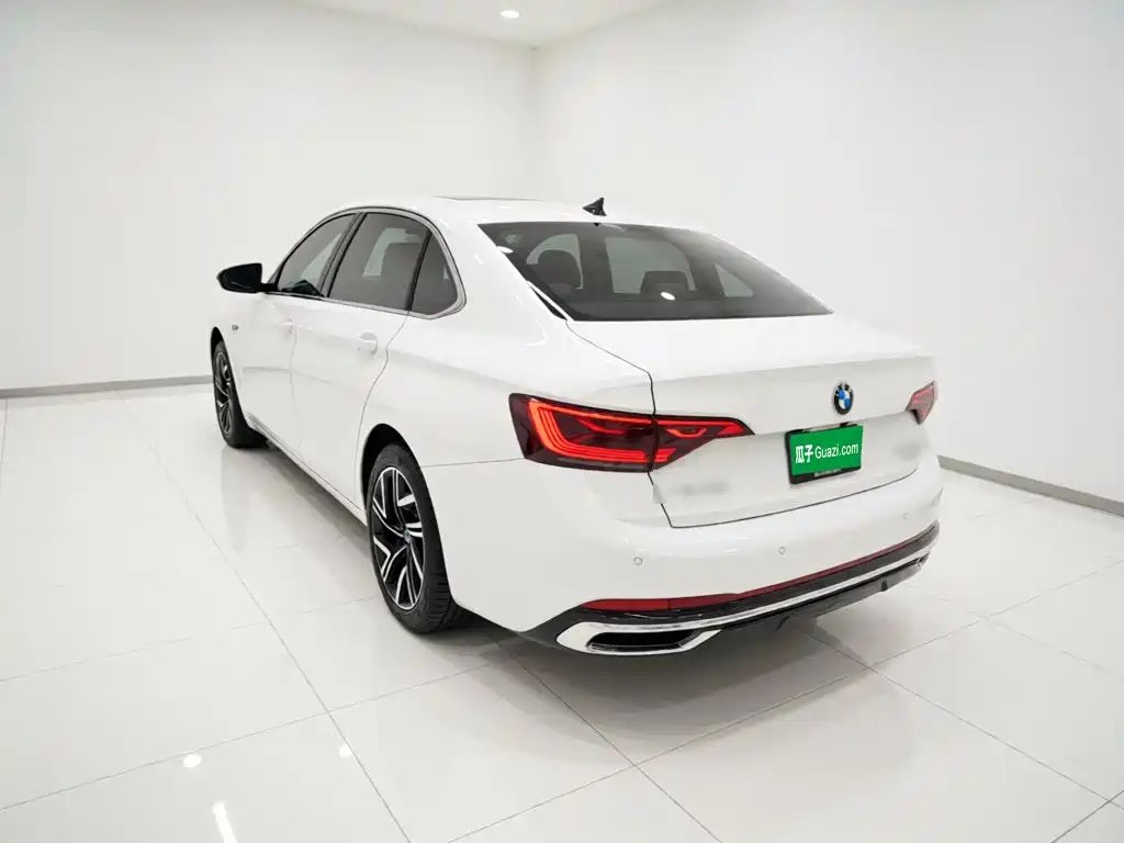 Volkswagen Sagitar 2024