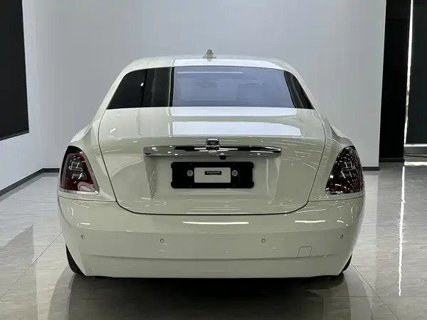 Rolls-Royce Ghost 2024