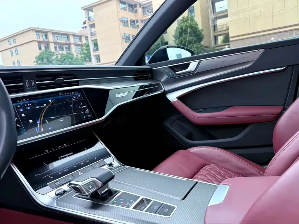Audi A7L 2025 — фото 13