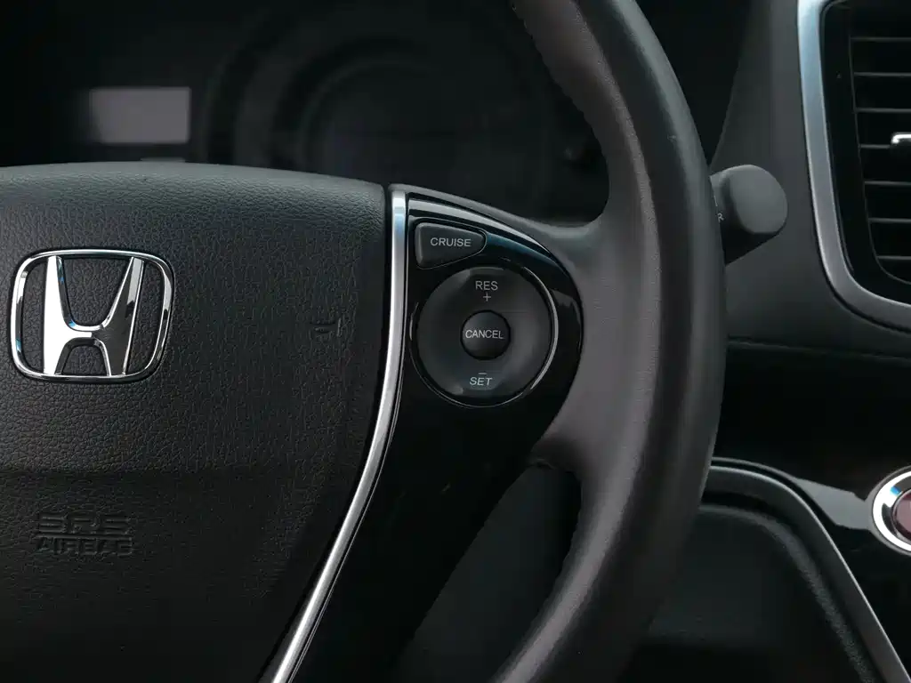 Honda Odyssey 2016 — фото 16