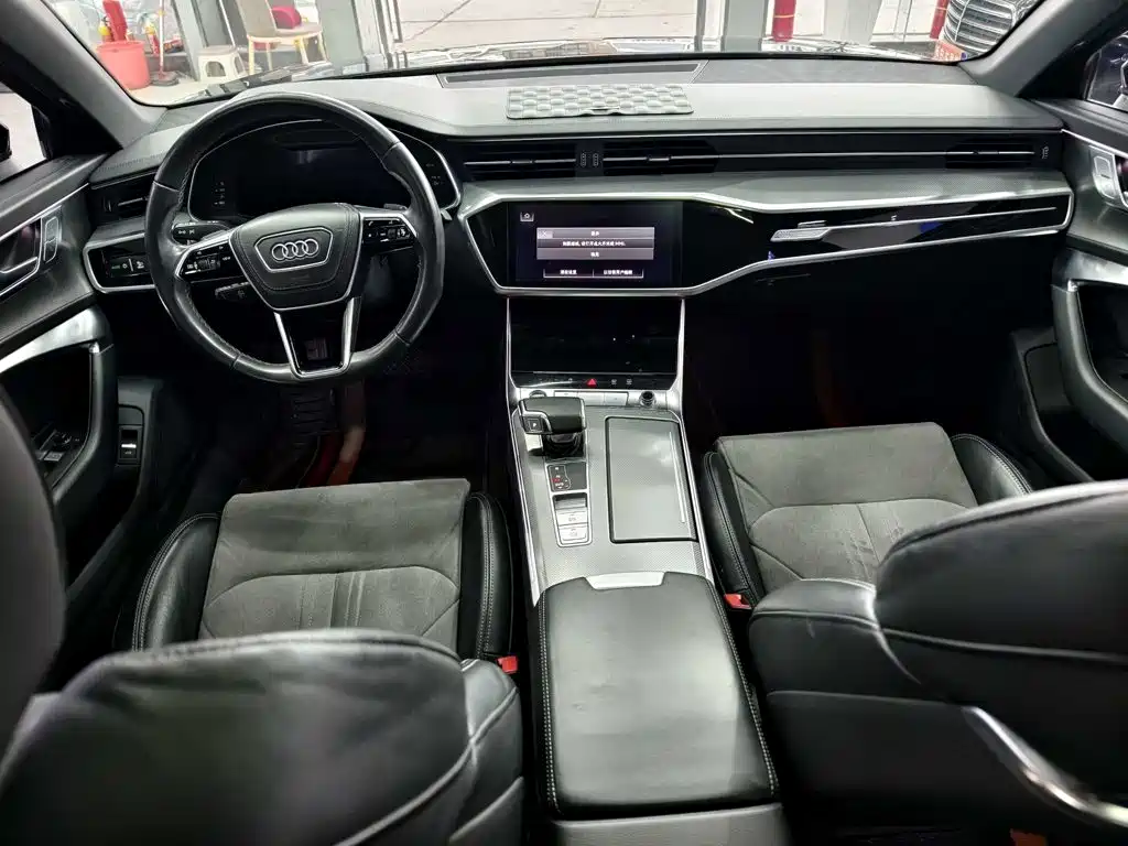 Audi A6L 2023 — фото 11