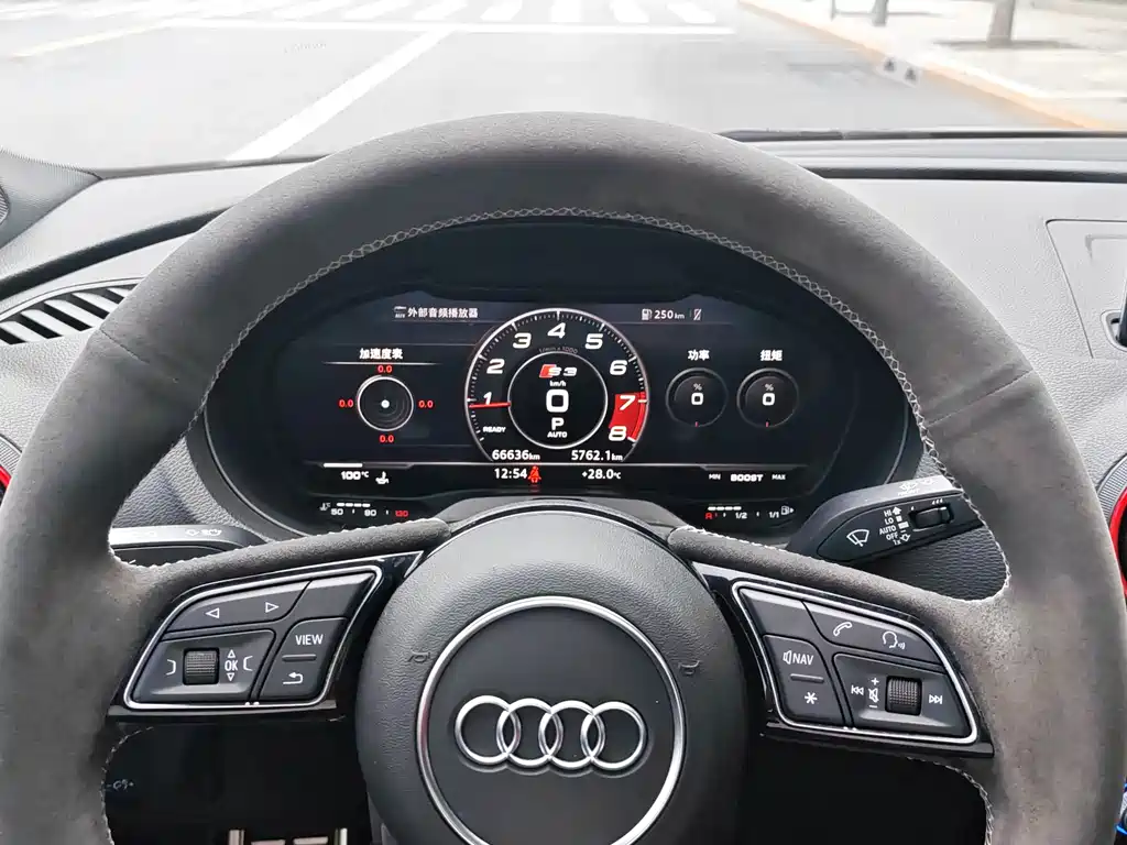 Audi S3 2019 — фото 12