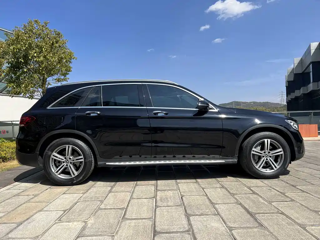 Mercedes-Benz GLC 2021 — фото 4