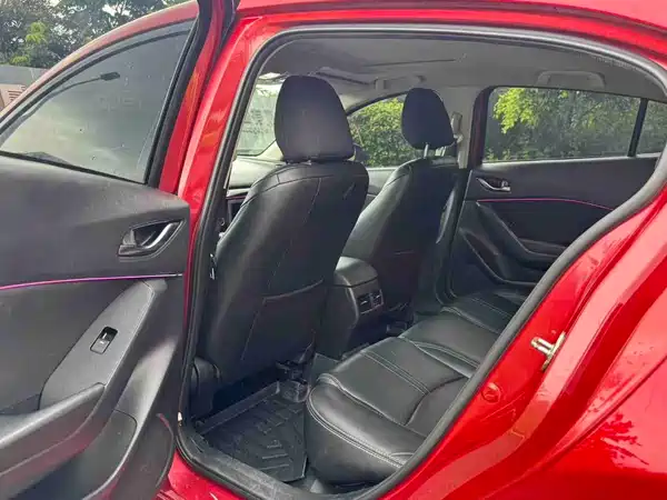 Mazda 3 Axela 2019