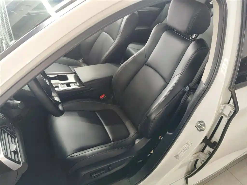 Honda Accord 2019 — фото 15