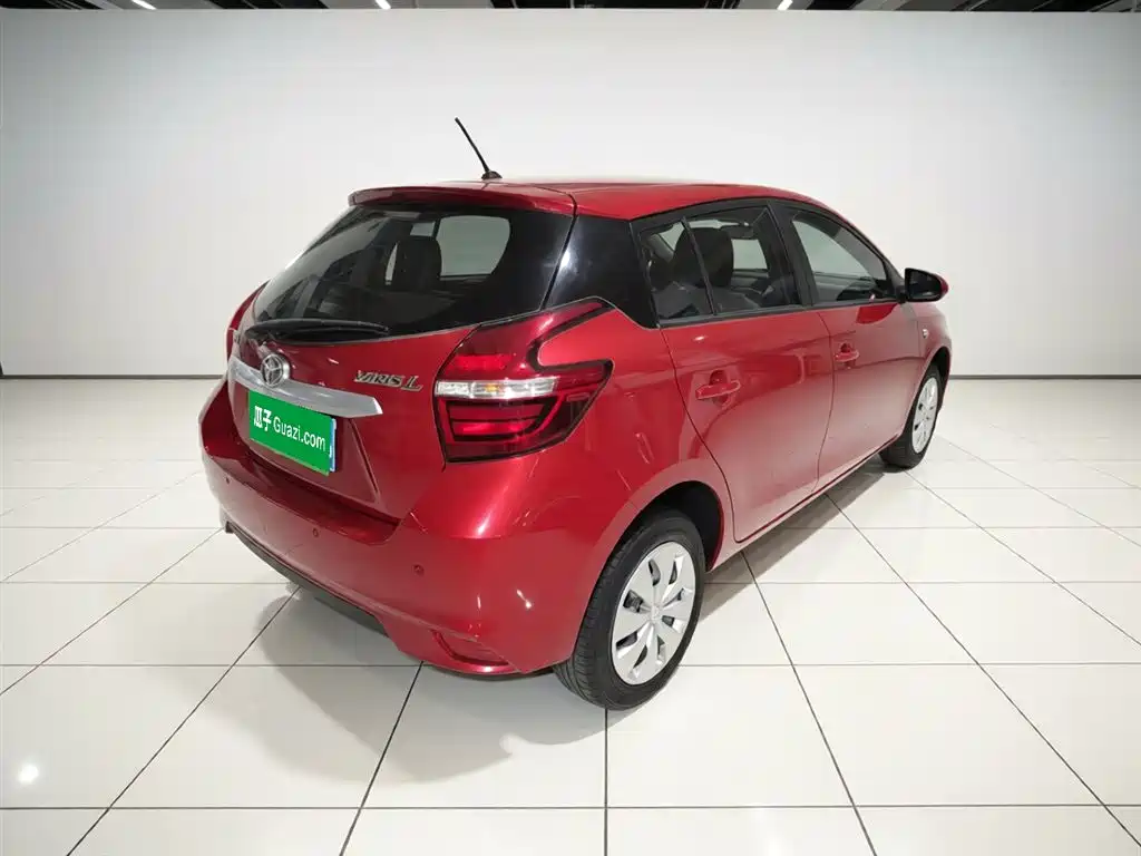 Toyota Yaris L 2020 — фото 5