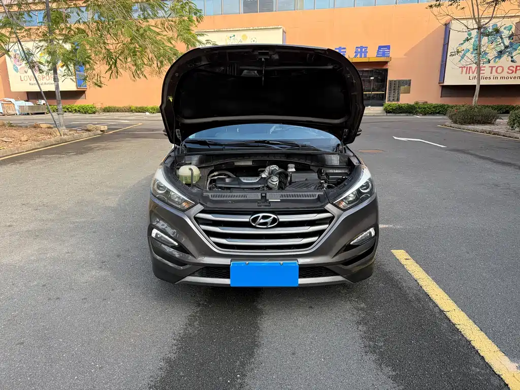 Hyundai Tucson 2017 — фото 17