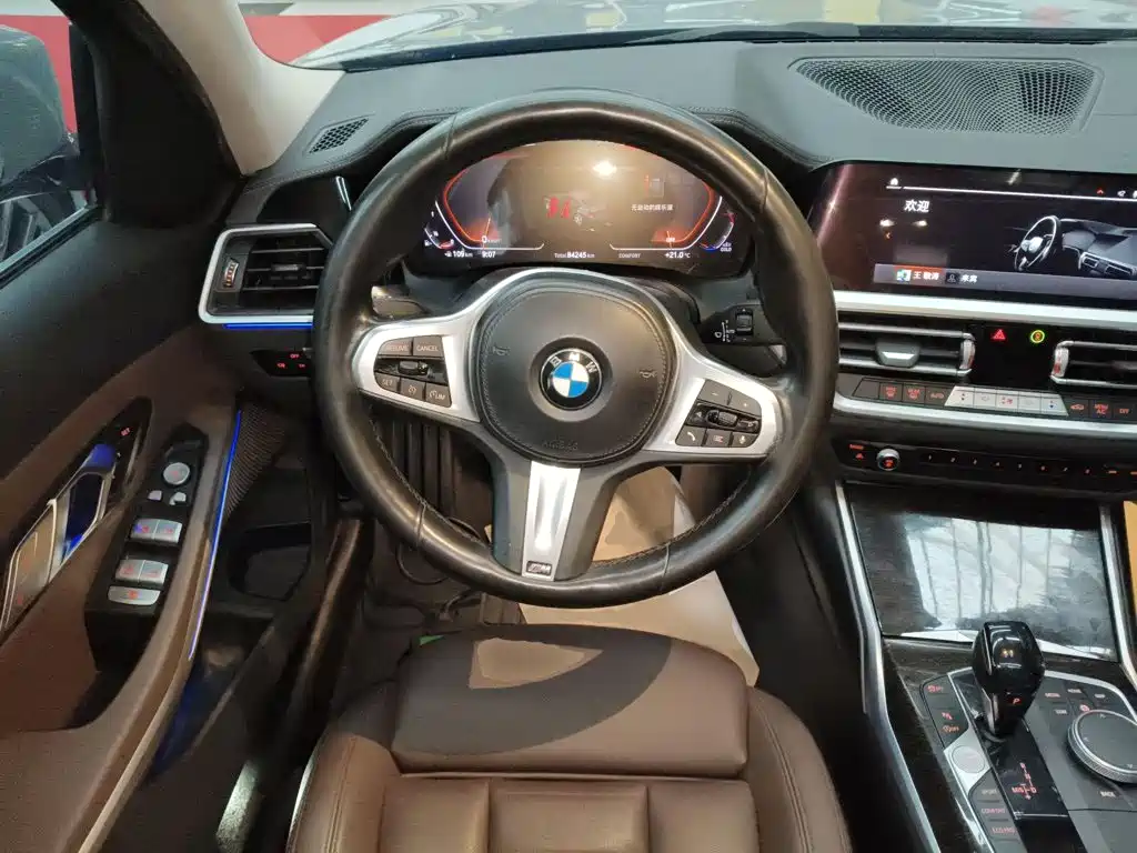 BMW 3 Series 2020 — фото 11