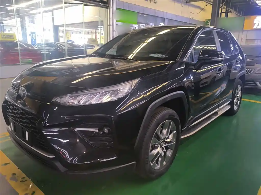 Toyota Wildlander 2021 — фото 1