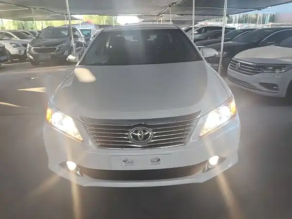 Toyota Camry 2014