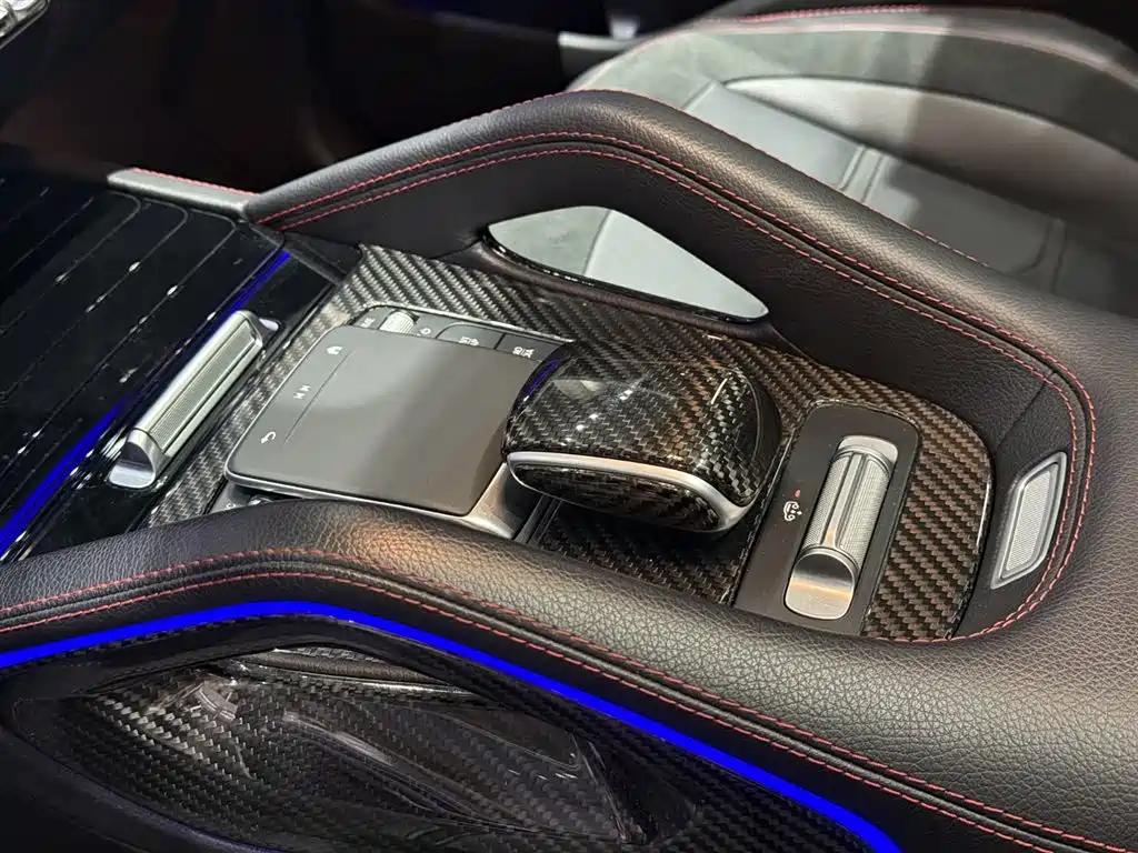 Mercedes-Benz GLE AMG 2024 — фото 15
