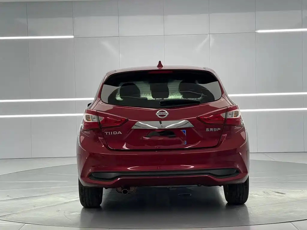 Nissan Tiida 2022