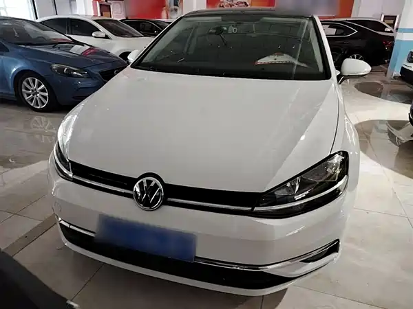 Volkswagen Golf 2020
