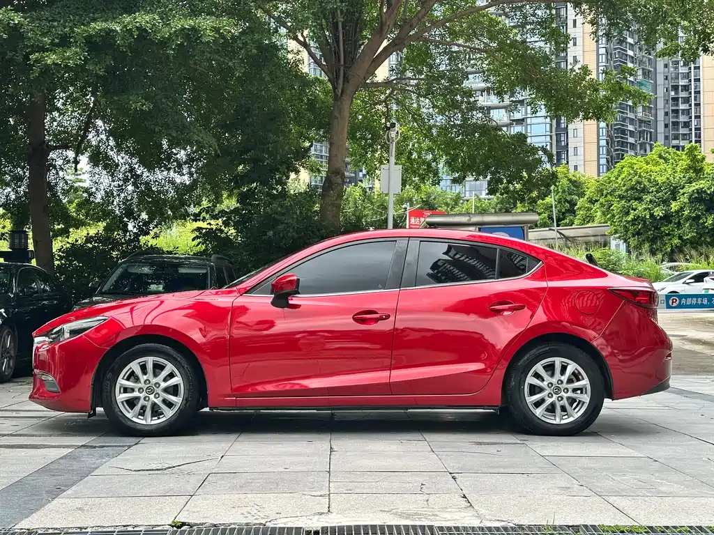 Mazda 3 Axela 2017 — фото 8