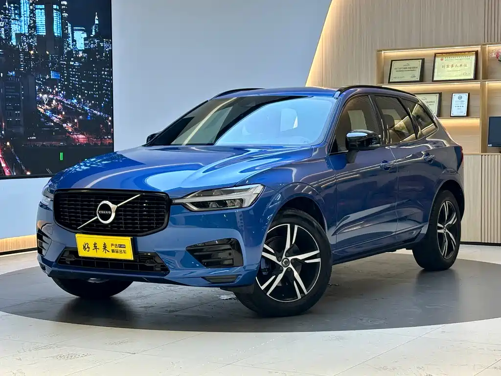 Volvo XC60 2020 — фото 1