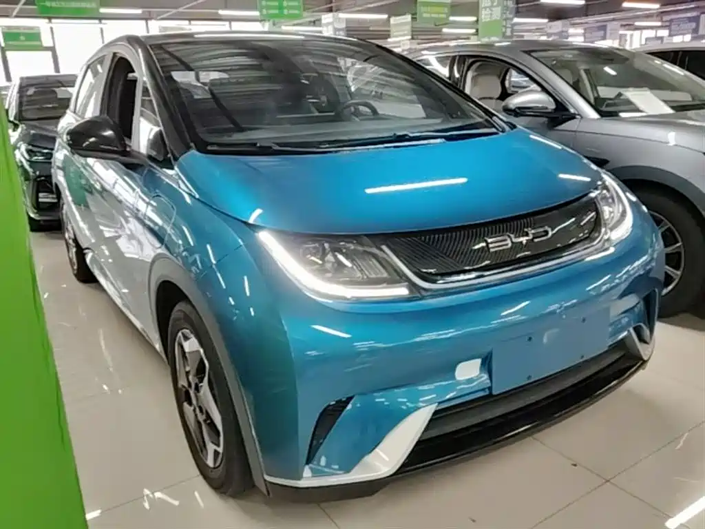 BYD Dolphin 2022 — фото 4