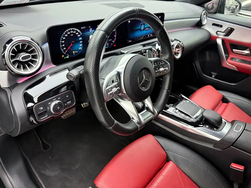 Mercedes-Benz A-Class AMG 2020 — фото 12