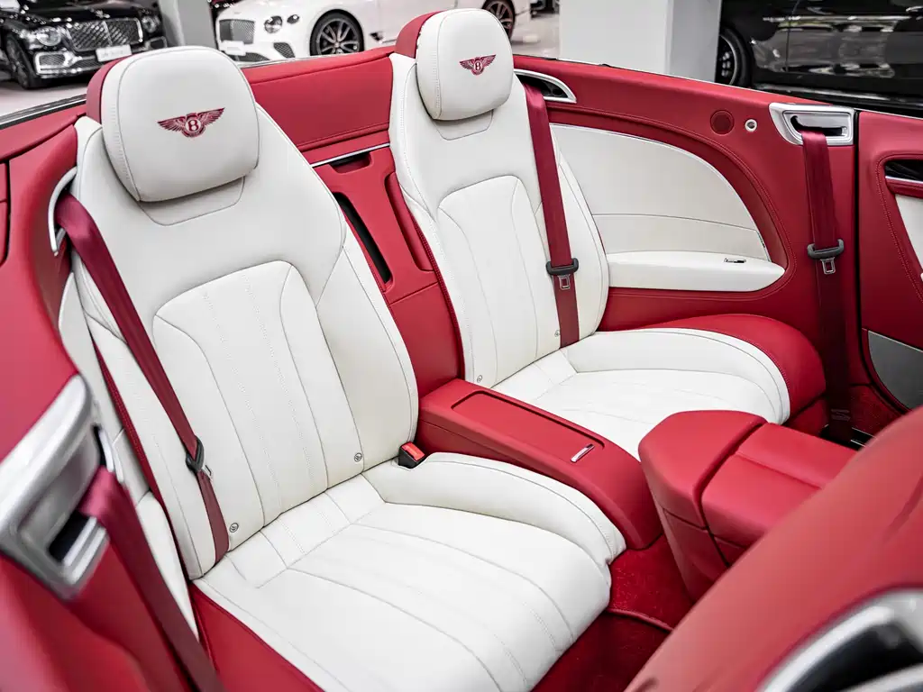Bentley Continental 2022 — фото 12