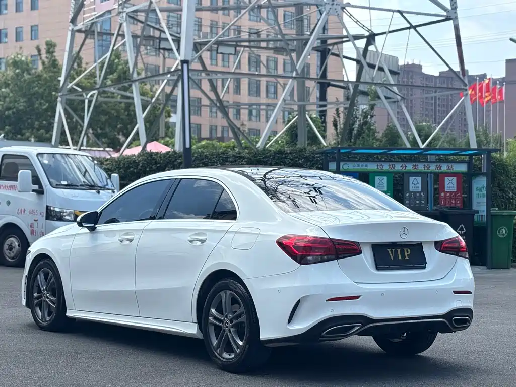 Mercedes-Benz A-Class 2021 — фото 10