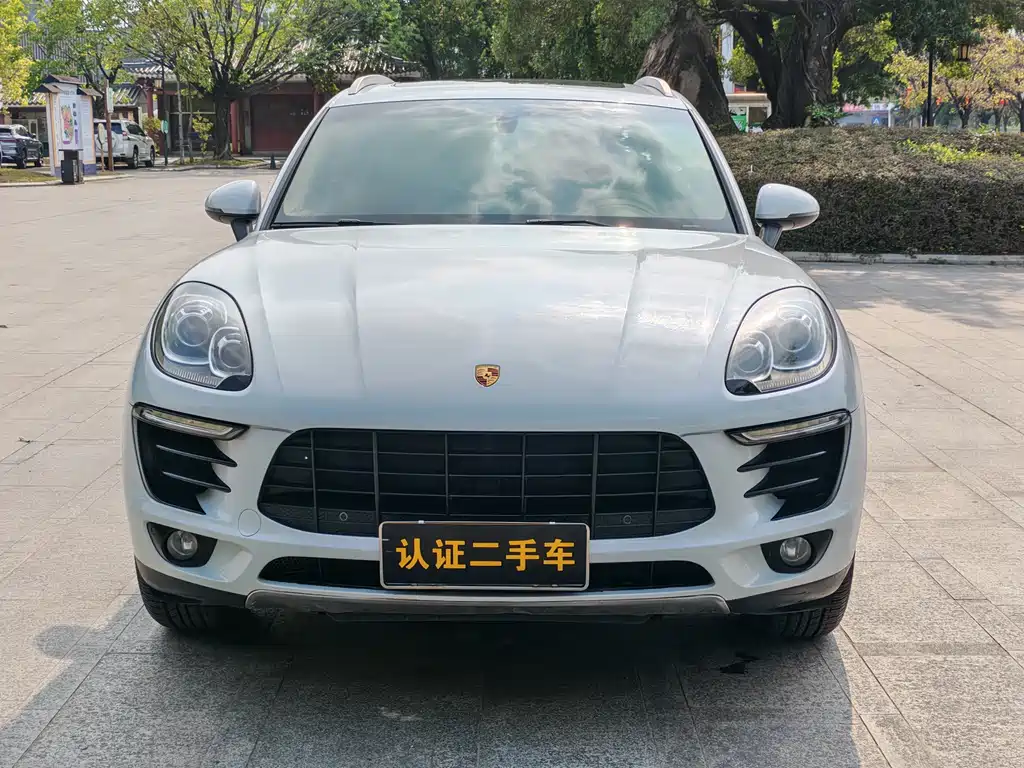 Porsche Macan 2016 — фото 18