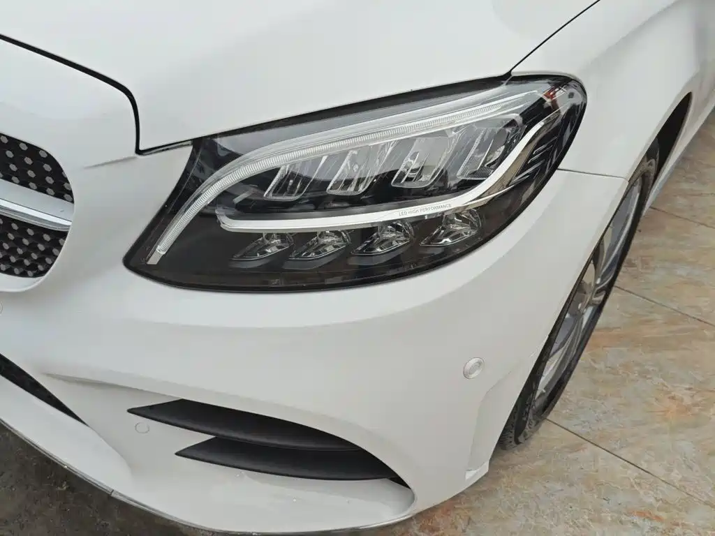 Mercedes-Benz C-Class 2019 — фото 18