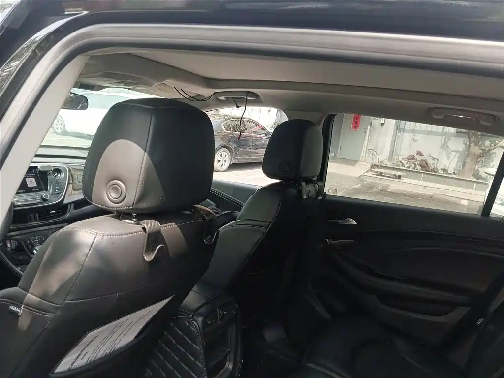 Buick Envision Plus 2020 — фото 18