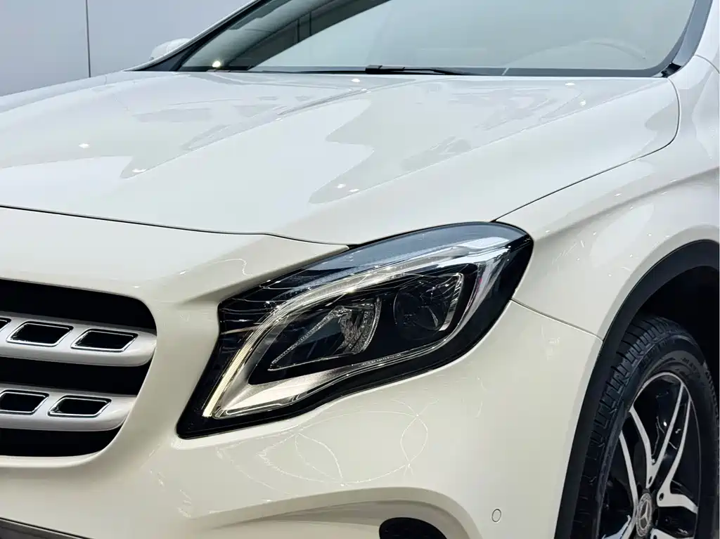 Mercedes-Benz GLA 2017 — фото 26