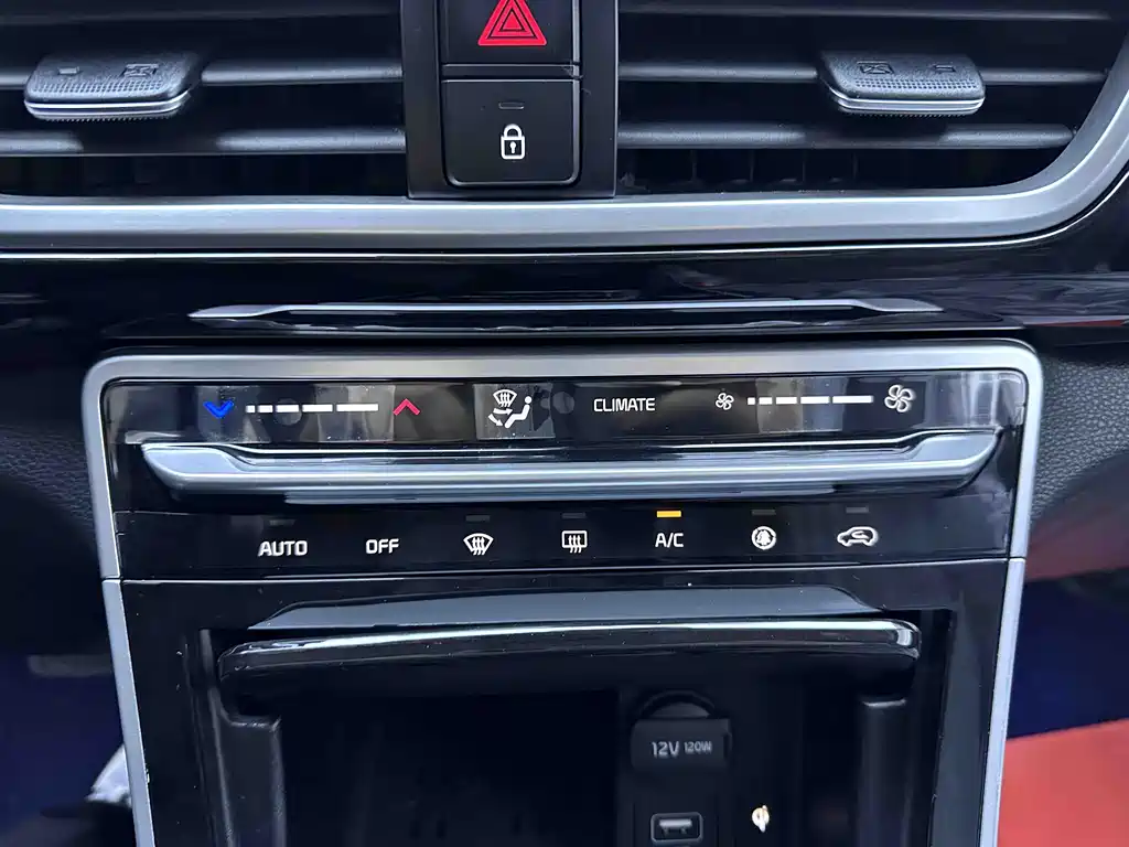 Kia KX3 2023 — фото 15
