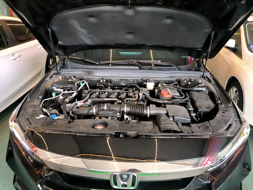 Honda Accord 2023 — фото 16