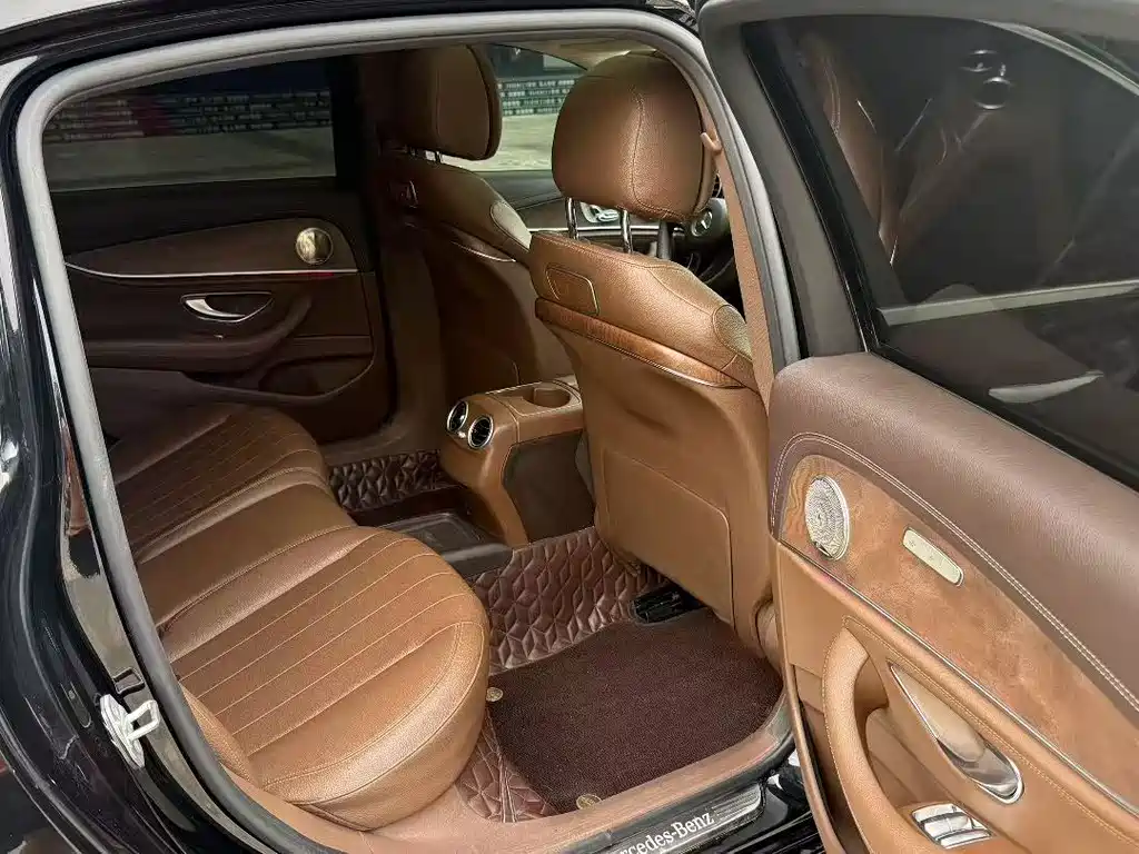 Mercedes-Benz E-Class 2018
