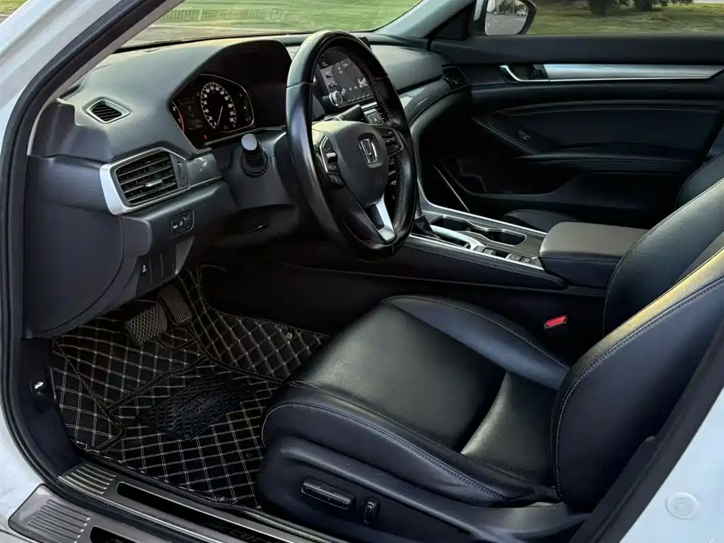Honda Accord 2021 — фото 15
