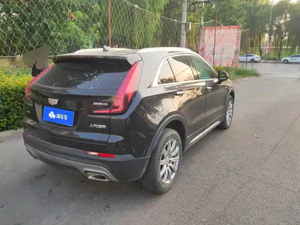 Cadillac XT4 2021