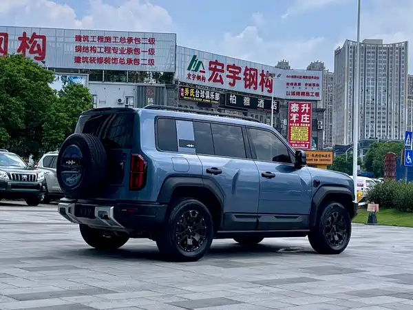 Fangchengbao Leopard 5 2024