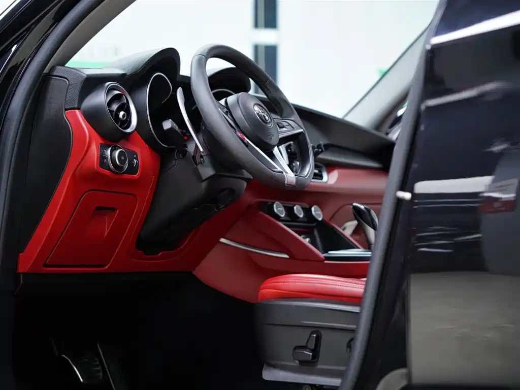 Alfa Romeo Stelvio 2018 — фото 28