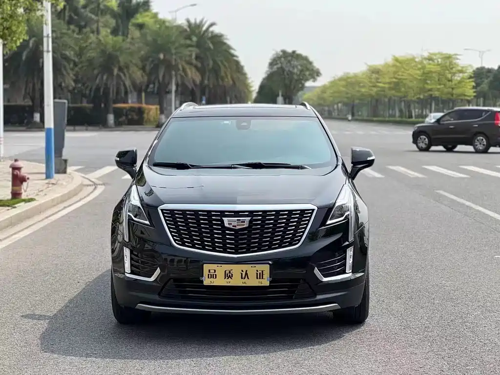 Cadillac XT5 2022 — фото 2