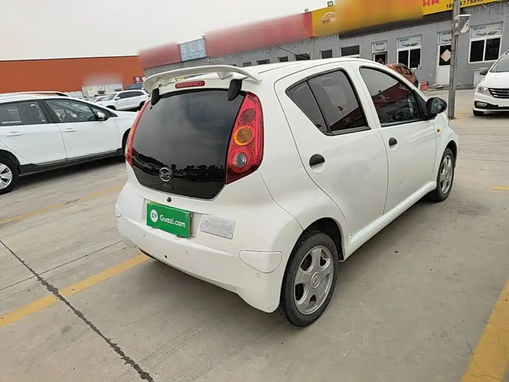 BYD F0 2016