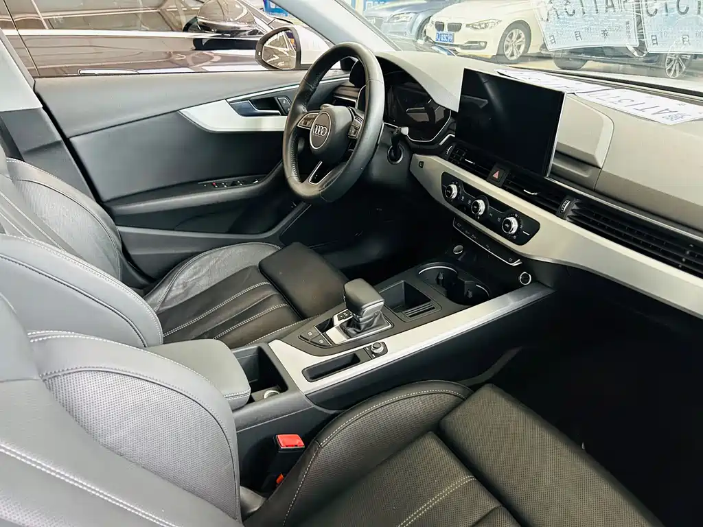 Audi A4L 2020 — фото 12