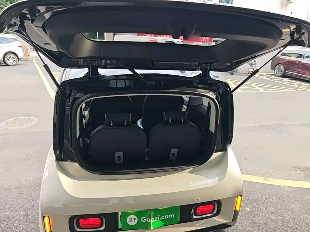 Baojun KiWi EV 2022 — фото 19