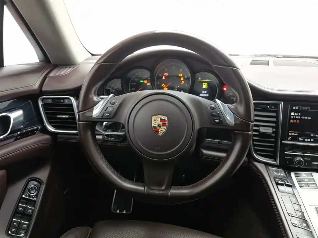 Porsche Panamera 2014 — фото 11
