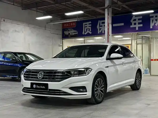 Volkswagen Sagitar 2020