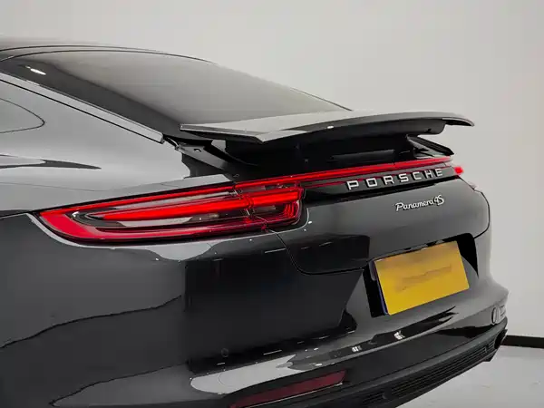 Porsche Panamera 2017