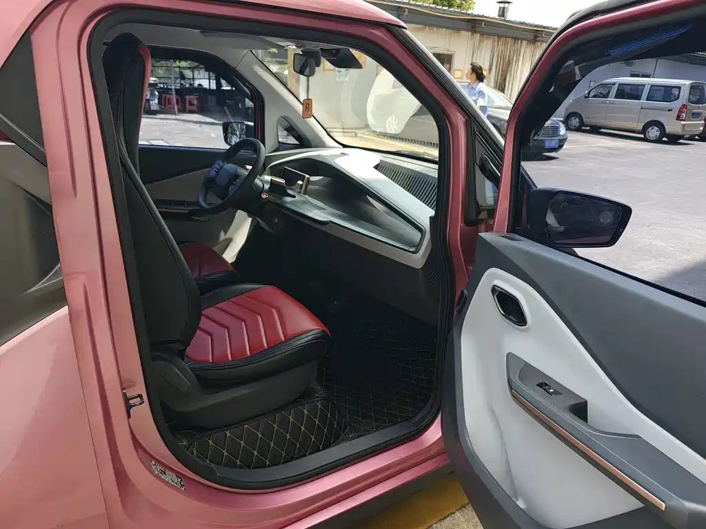 Baojun E200 2019