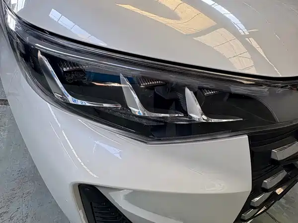 GAC Trumpchi M6 2023