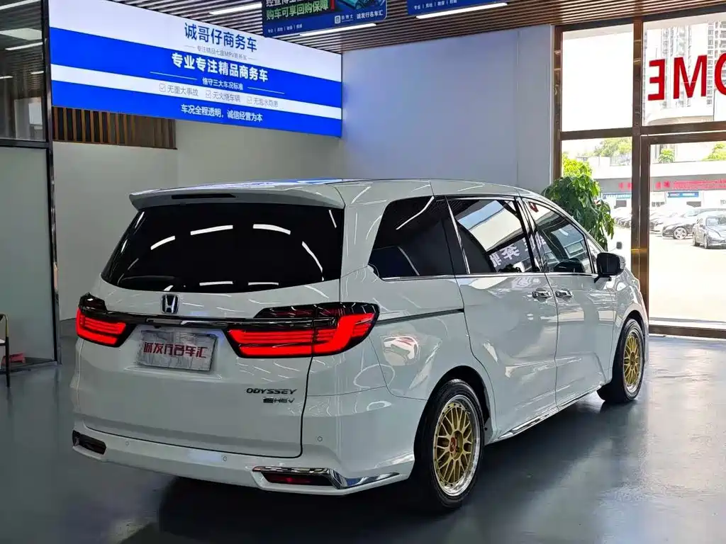 Honda Odyssey 2022 — фото 20