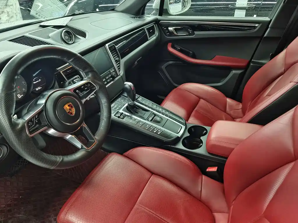 Porsche Macan 2017 — фото 4